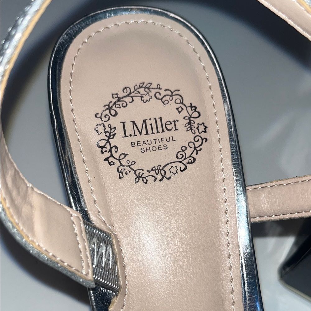 I. Miller Silver Glitter Women's Heels Size 6.5 Pre-Loved w/ Original Box - Picture 5 of 11